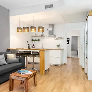 Апартаменты Suitehomes Tribuna De Los Pobres, Малага